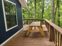 Cozy Waterfront Cabin on Rough River Lake Hotels in Breckinridge County