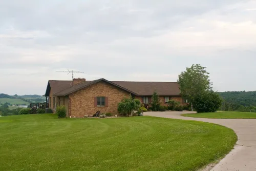 Great for Friends & Families, Breathtaking View, Nature Trails, Farm Animals