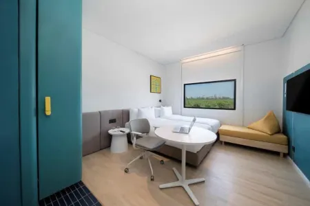 GO Hotel Chonburi at Central Chonburi