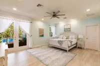 Key West Style Luxury Home with resort style heated pool and infinity line spa Hotels in der Nähe von Florida Panther National Wildlife Refuge