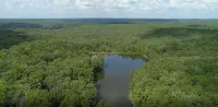 Two lakes & miles of hiking trails on 130 acres of private property 3Hills Cabin - Chalets