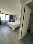 Inviting 2 bedroom/2 bathroom suite-sleeps 6