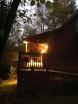 Woodland secluded cabin on 7 acres, with private dock and kayaks
