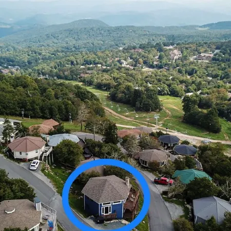Ski-In/Out Luxury Lodge/Panoramic Sky High Views/Beech MTN