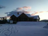 Luxury Home with Amazing Mountain Views of Glacier Park, 1 mile from entrance Hotels in der Nähe von Glacier-Nationalpark