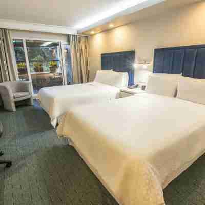 麥德林福朋喜來登飯店 Rooms