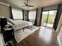 River Haven: Hot Tub, Outdoor Lounge, Walk to Beach 蓋爾南韋爾酒店
