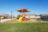 NEW 2024 HOME 3BR/2BA, 2 CAR GARAGE, LEVEL 2 EV CHARGER, 86" TV, AND  KING BED