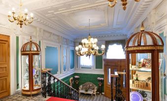 Trezzini Palace Hotel