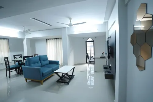 Sparks Fly Serviced apartments Vashi - Apartments