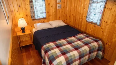 Webb Lake, Hackensack, Northern MN - 2 Bedroom, Sleeps 4  - Cabin #5 Blue Water