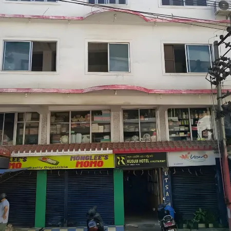 Kusum Hotel