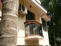 Lazar Residency Homestay Hotel a 