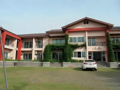 Rose Villa Resort Hotel in zona Wat Weluwan Pa Phai