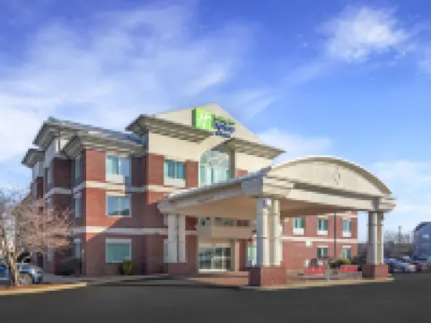 Holiday Inn Express & Suites LOUISVILLE SOUTH-HILLVIEW by IHG Hotels in Hillview