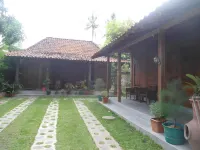 Kampung Tembi Guest House
