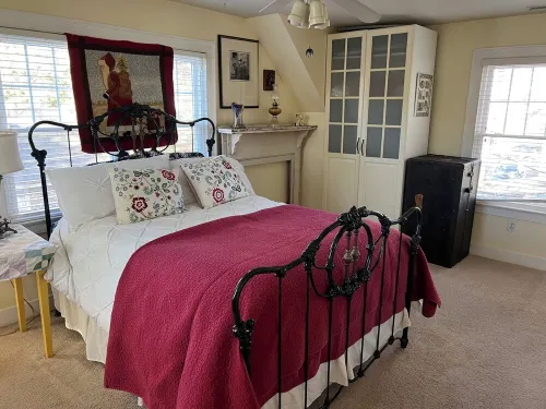 Family Hideaway ,family friendly and pet friendly.