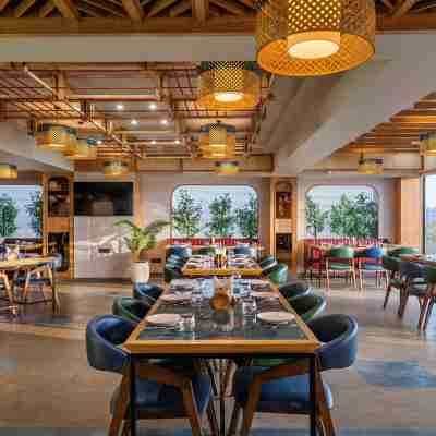 The Lemon Grass Hotel Dining/Meeting Rooms