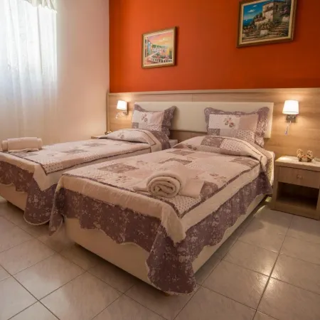 Dora II Studio - Simple Sweet Getaway