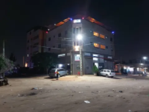 皇家藍賓館和酒吧 海灣省住宿飯店