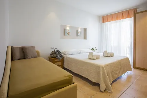 Hotel Pacific