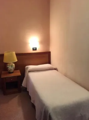 Hotel Giardino Degli Aranci Hôtels à : Frattamaggiore