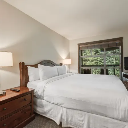 Blackcomb Springs Suites by CLIQUE