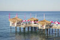 Club Hotel Anjeliq Hotel di Elikesik