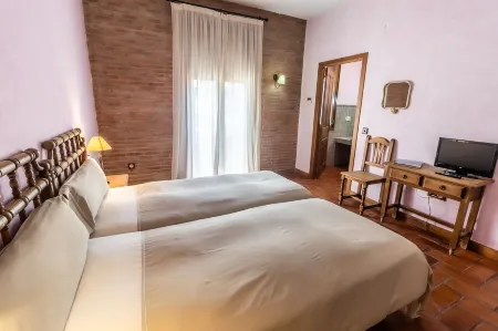 Hotel Rural la Sinforosa Отели в г. Альмендралехо