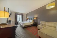 Holiday Inn & Suites Houston West - Westway Park Hotels near Houston Underground
