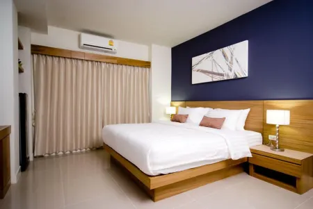 Pannapat Place