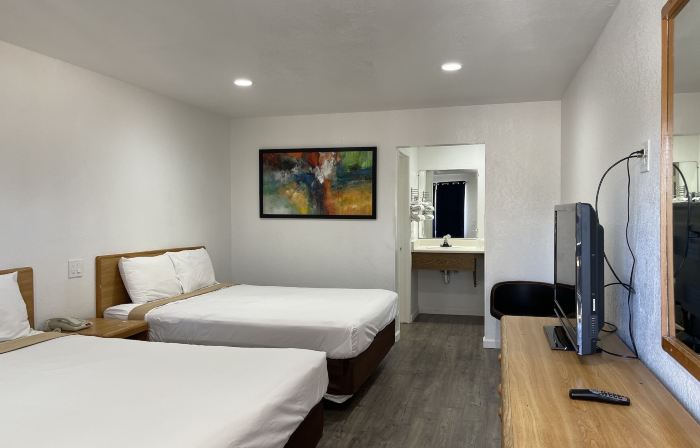 Palms Inn & Suites