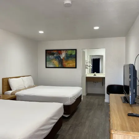 Palms Inn & Suites