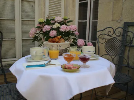 Une Chambre en Ville