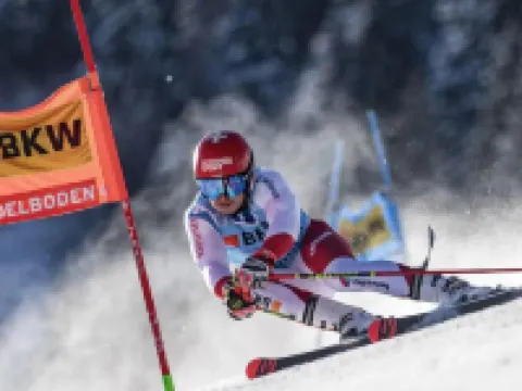 아파트 호텔 아델보덴 암 도르프플라츠 아델보덴 호텔