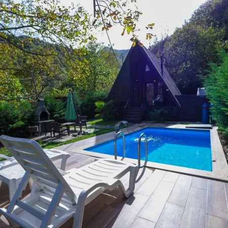 Sapanca Bungalow Otelleri (Sapanca Çağlayan Bungalow)