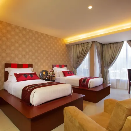 Lion Hotel & Plaza