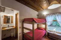 Hostel la Angostura Hotels in La Villa