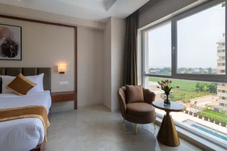 Vits Satyajeet Karad Отели в г. Варунджи