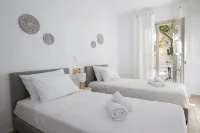 Hesperia Apartments