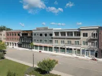 Ada Hotel