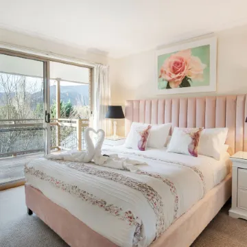 Chestnut Tree Holiday Units