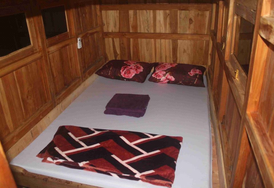 코모도 하우스보트 KM.캐롤라인