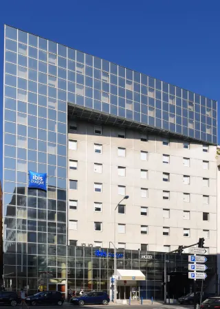 Ibis Budget Nice Californie Lenval Отели рядом с достопримечательностью «Университет Кот д'Азур - Кампус Тротаба»