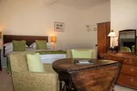 Rollestone Manor B&B and Restaurant Hotels in Upavon