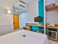 Mega Moda Goiania Hotel Hotels near Civic Square