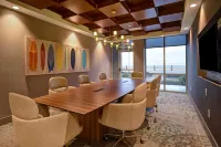 DoubleTree by Hilton Virginia Beach Oceanfront South Hotels in Virginia Beach