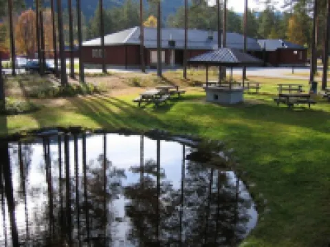 トルポモエン のホテル