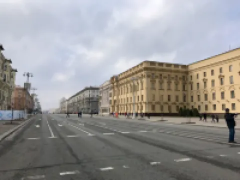 ミンスクラックス アパートメンツ 2 ベッドルームズ オン ネザヴシモスティ アベニー 16