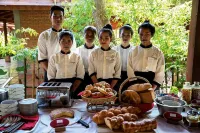 Farmhouse Resort & Spa Hotels in 